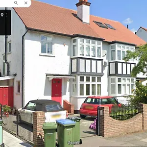  Homestay Greenwich House